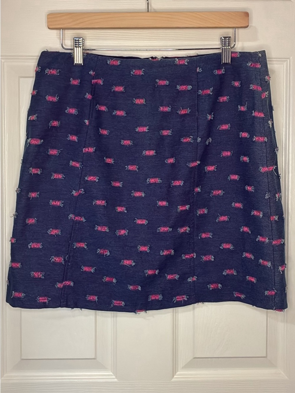 Myco Anna Navy Tweed Mini Skirt with Pink Accent and Zipper